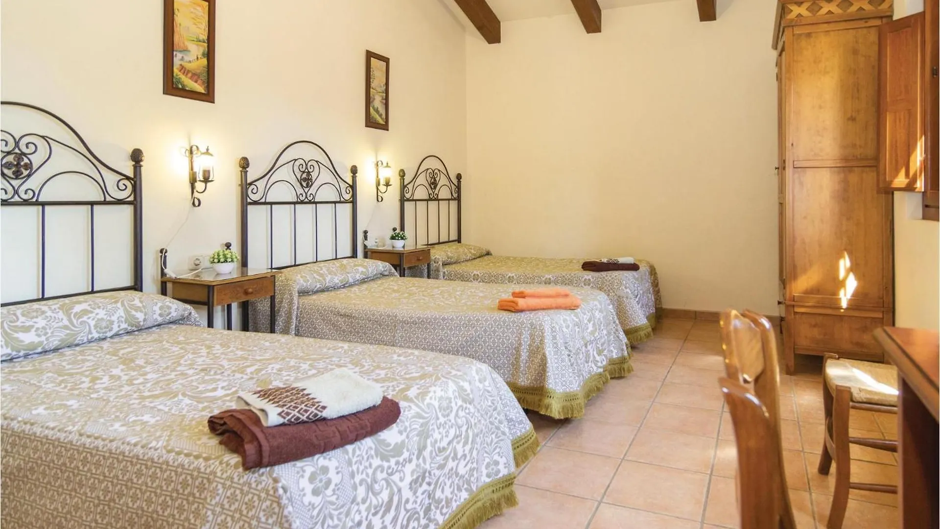 Feriehus Beautiful Home In Villaviciosa De Cordo, Villaviciosa de Córdoba Spanien