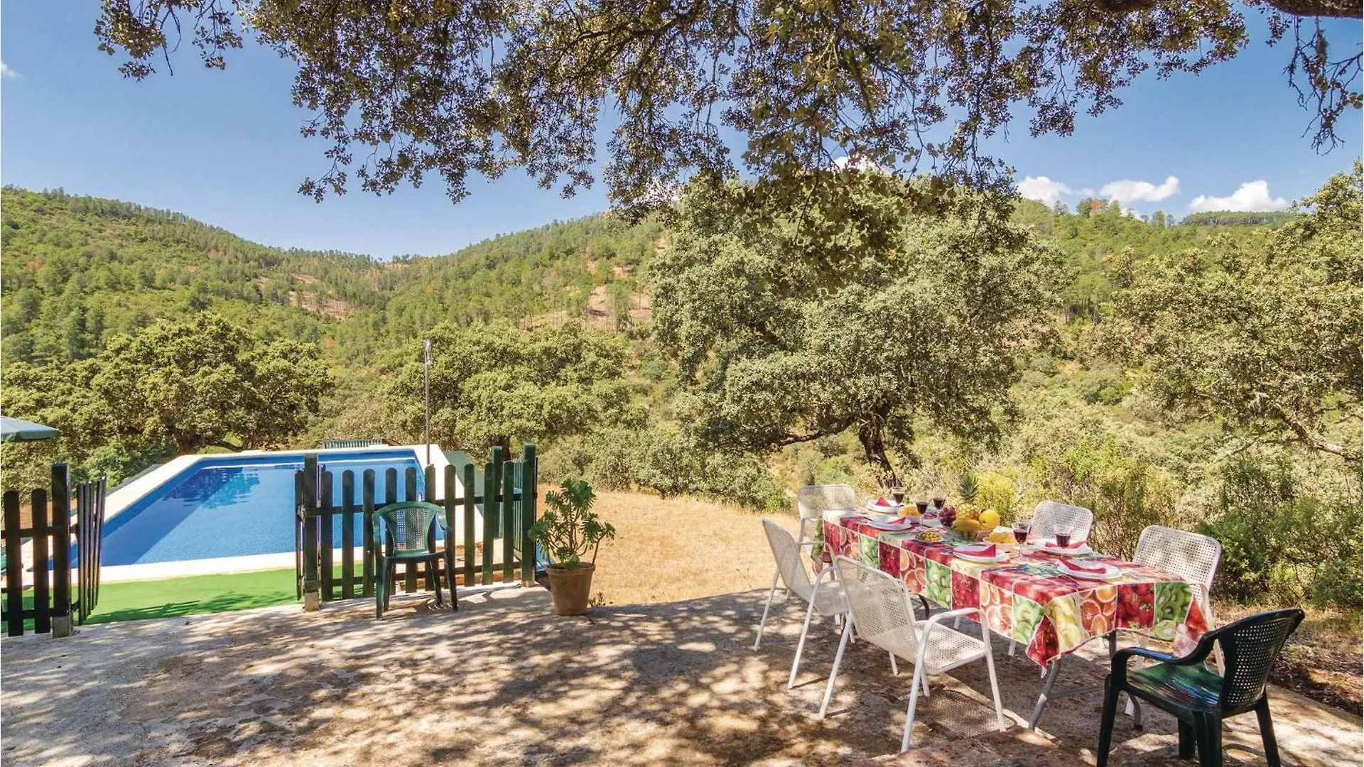 Beautiful Home In Villaviciosa De Cordo, Villaviciosa de Cordoba