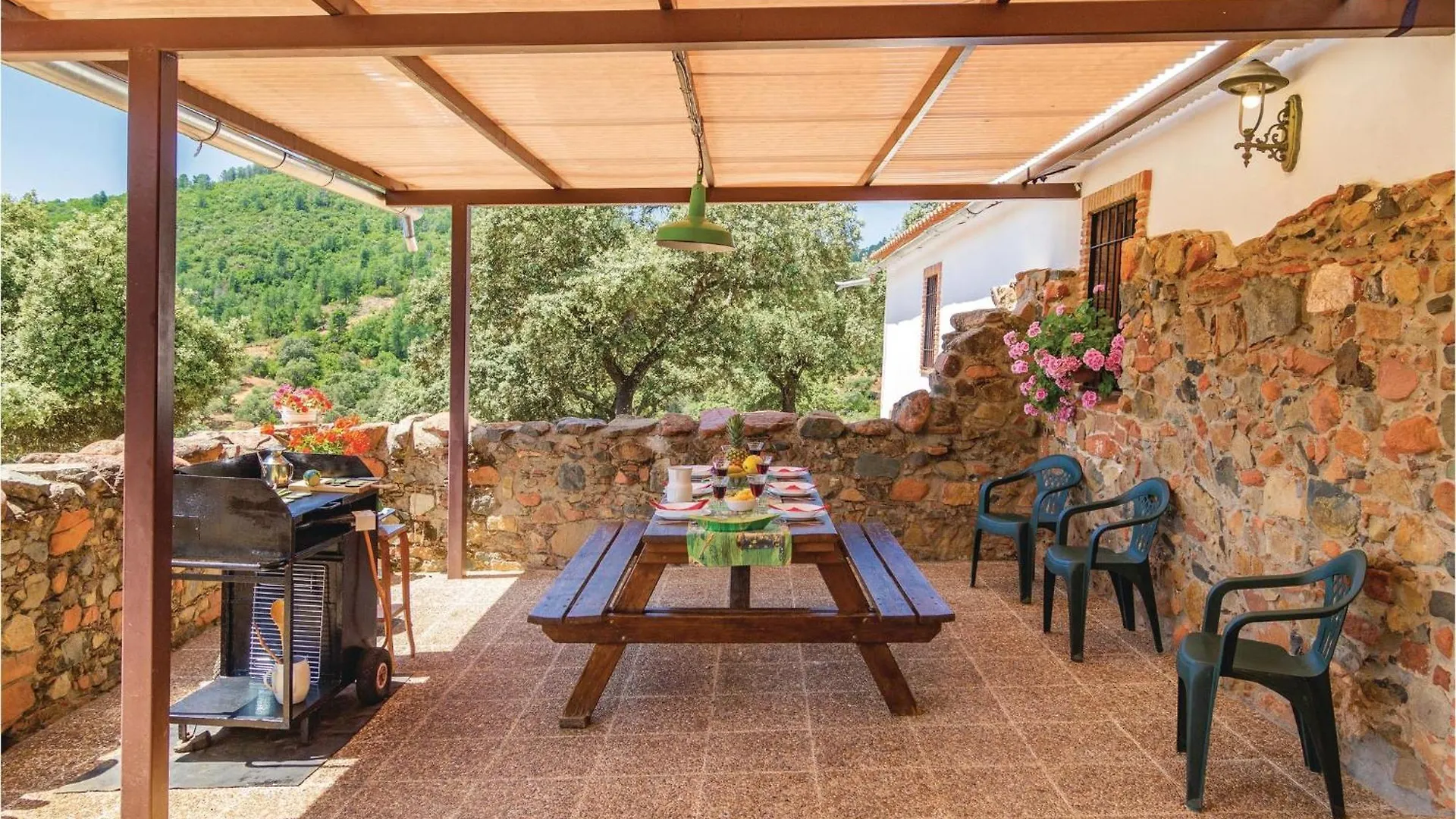 Beautiful Home In Villaviciosa De Cordo, Villaviciosa de Cordoba Holiday home